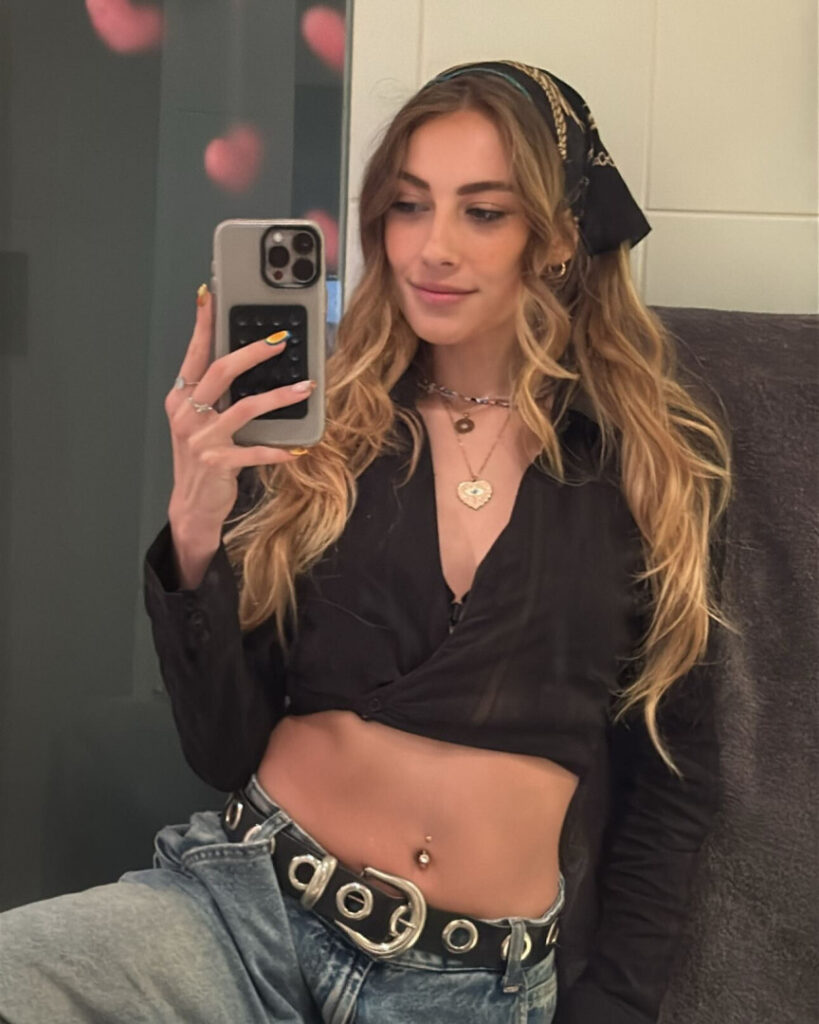 Youtube – TikTok – Alaïa – Nude Leaks