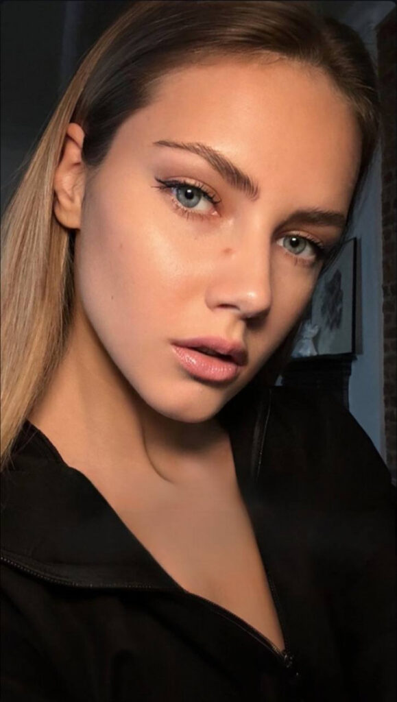 OnlyFans – Alenka Aganova – Nude