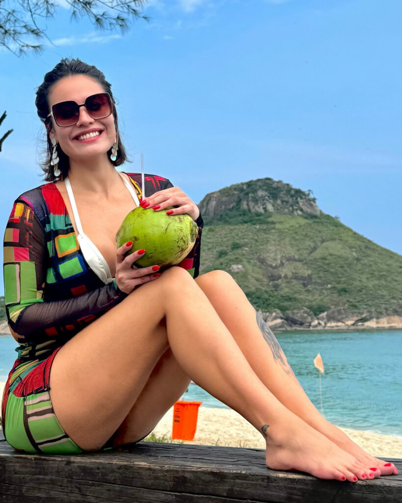 Brazil – Celeb – Ana Carolina Dias – Nude