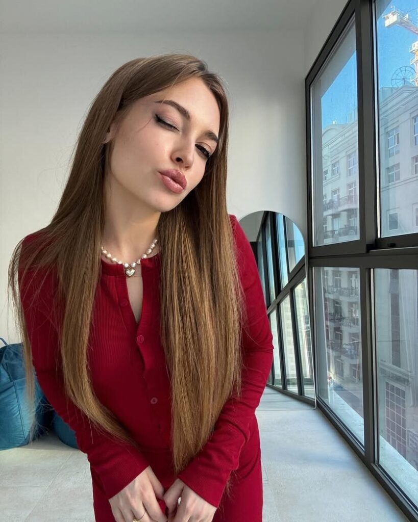 TikTok – Instagram – Anastasia Sinitsyna (myladyanastasia) – Nude