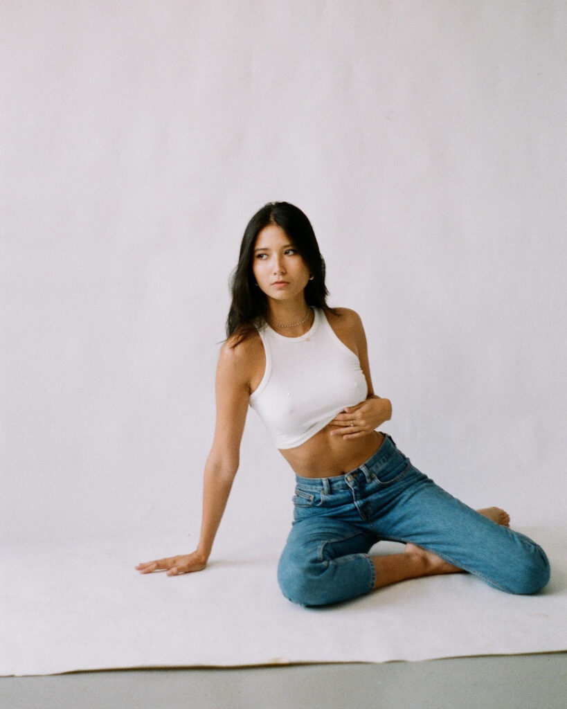 Instagram – Asian – angadobo – Nude