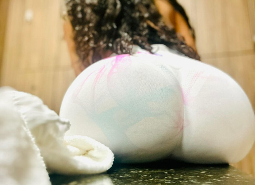 Instagram – AngelinaXAmor – Nude