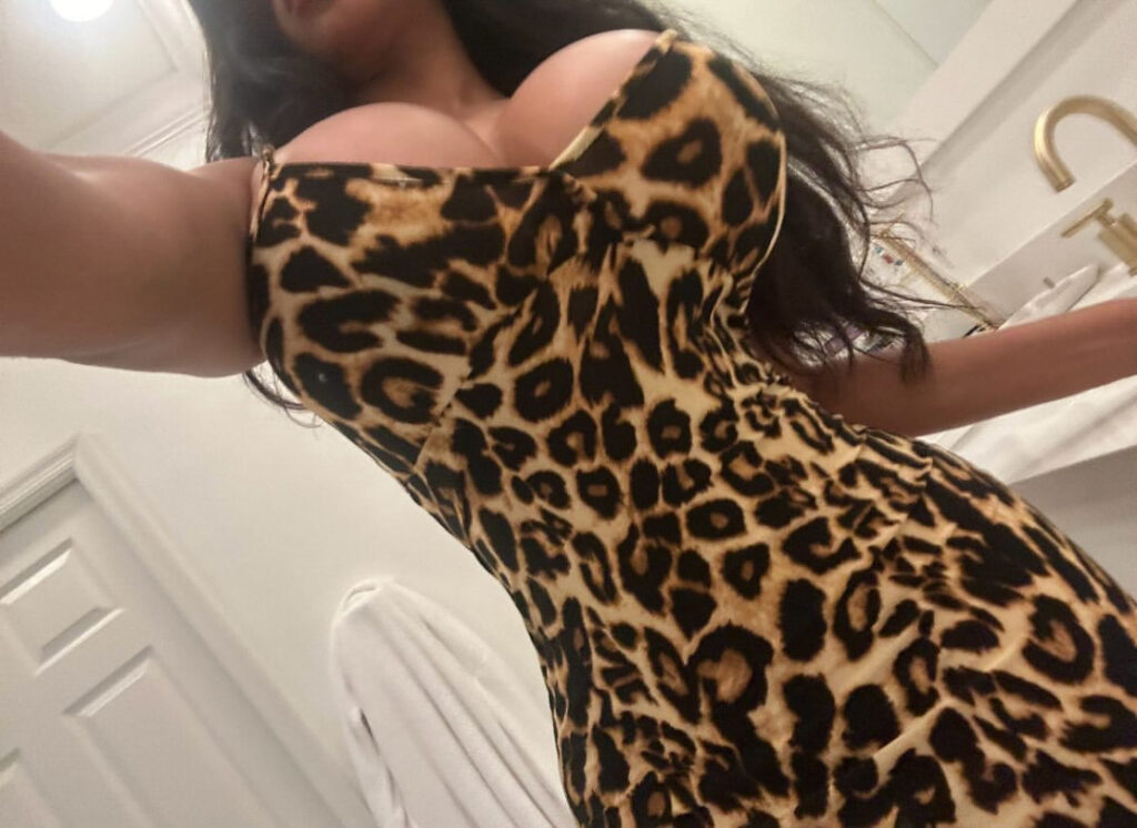 Instagram – AngelinaXAmor – Nude