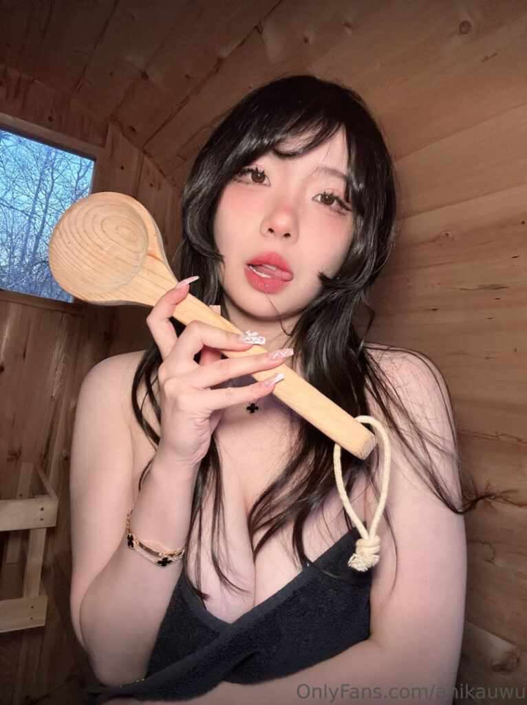 OnlyFans – Instagram – Anikauwu – Nude