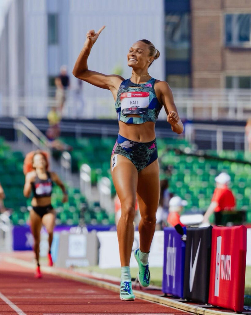 Instagram – Anna Hall – Nude Leaks