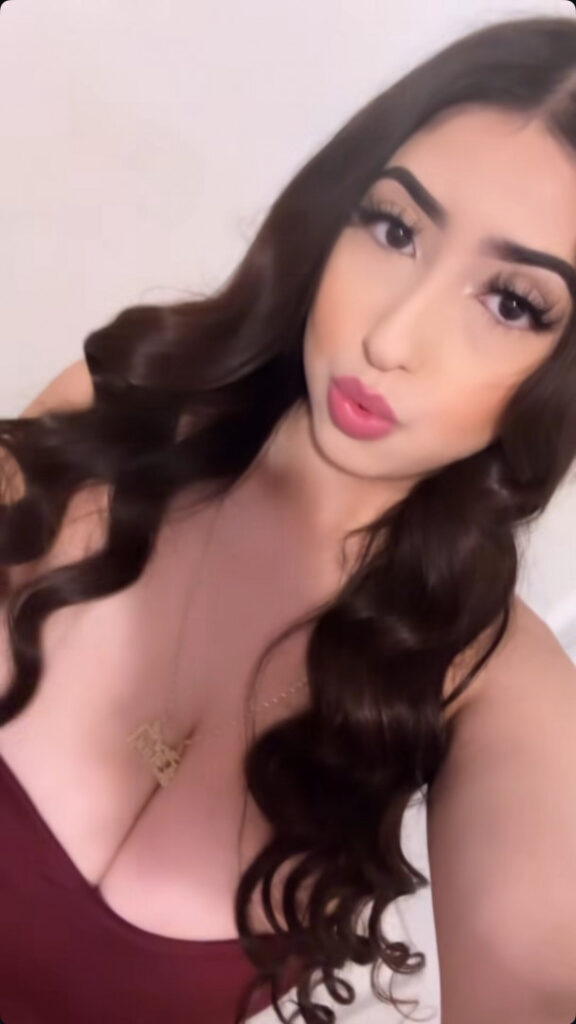 TikTok – ashleyarambulaa – Nude Leaks