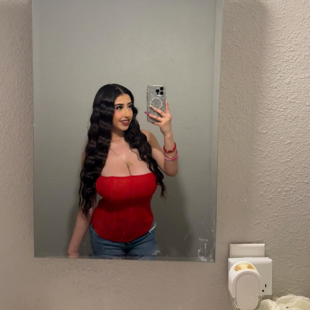 TikTok – ashleyarambulaa – Nude Leaks