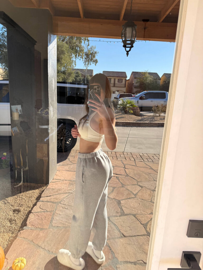 Instagram – Autumn Spooner – Nude