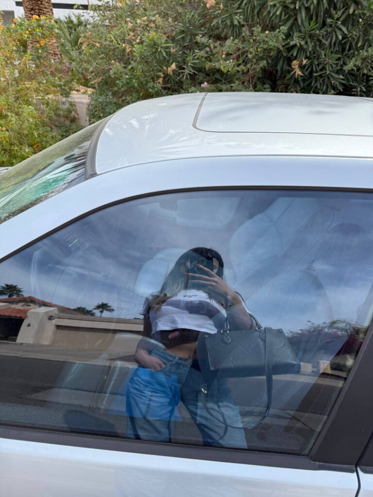 Instagram – Autumn Spooner – Nude