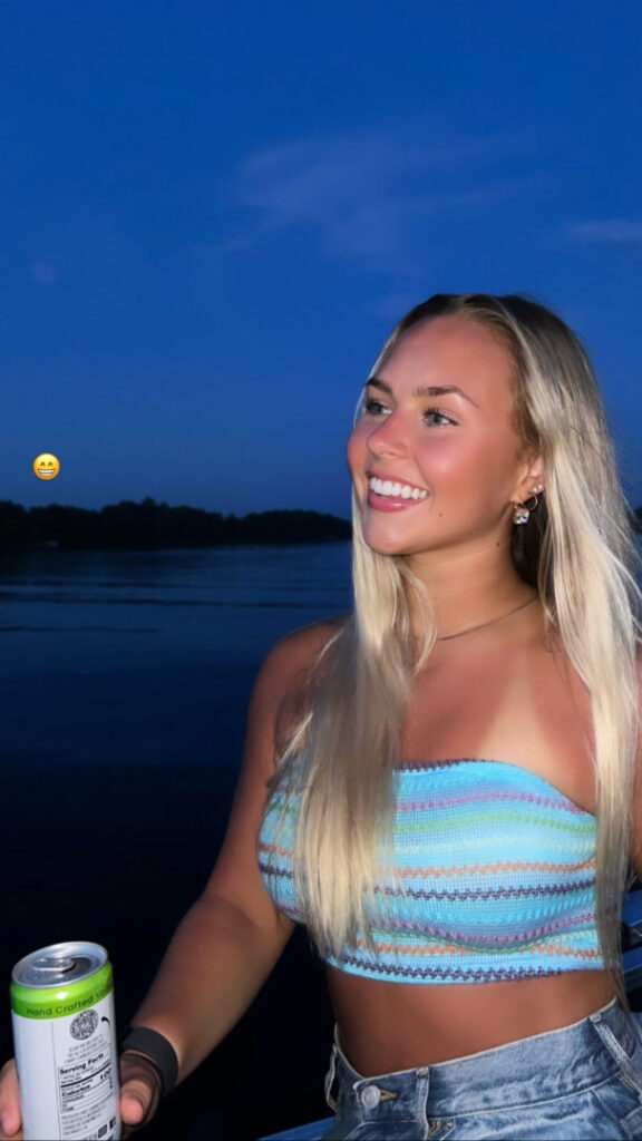 TikTok – ⠀X⠀ – Avery Myers – averymyers7 – Nude Leaks