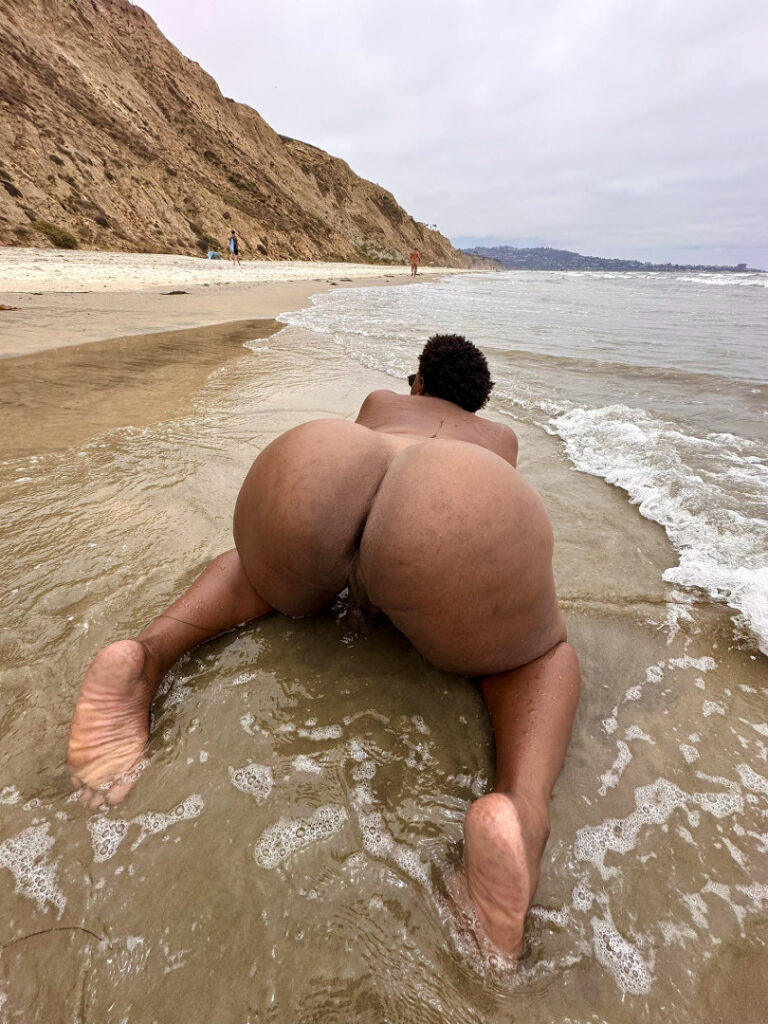 Trans – T H I C C – Ebony – AxxxPhat – Nude Leaks