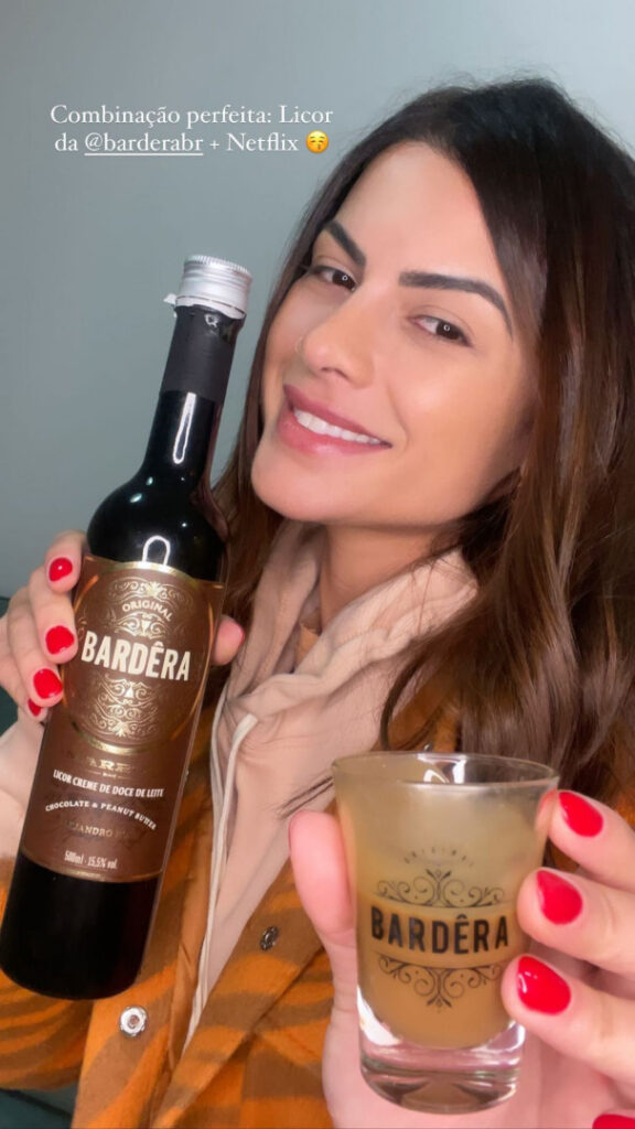 Brazil – Celeb – Babi Rossi (ex-panicat) – Nude