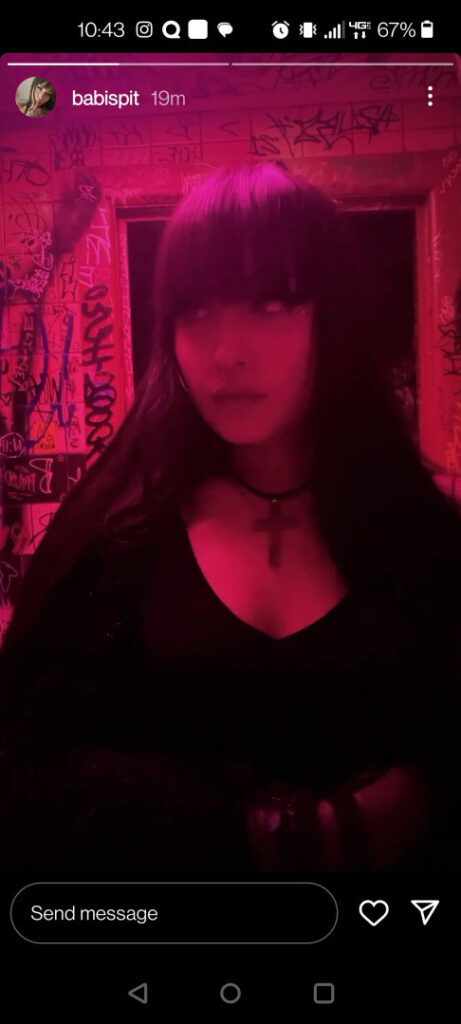 Instagram – Babispit Babighoul – Nude