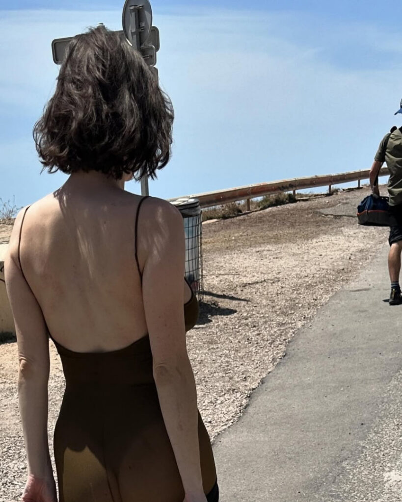 Celeb – Banks – Nude