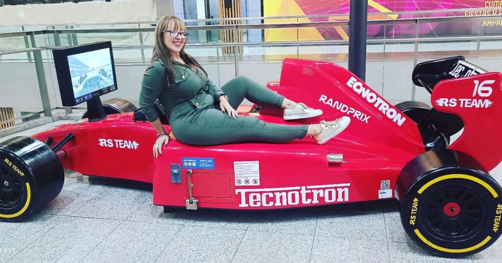 OnlyFans – T H I C C – MILF – beautycurvywoman / a real milf housewife mom – Nude Leaks