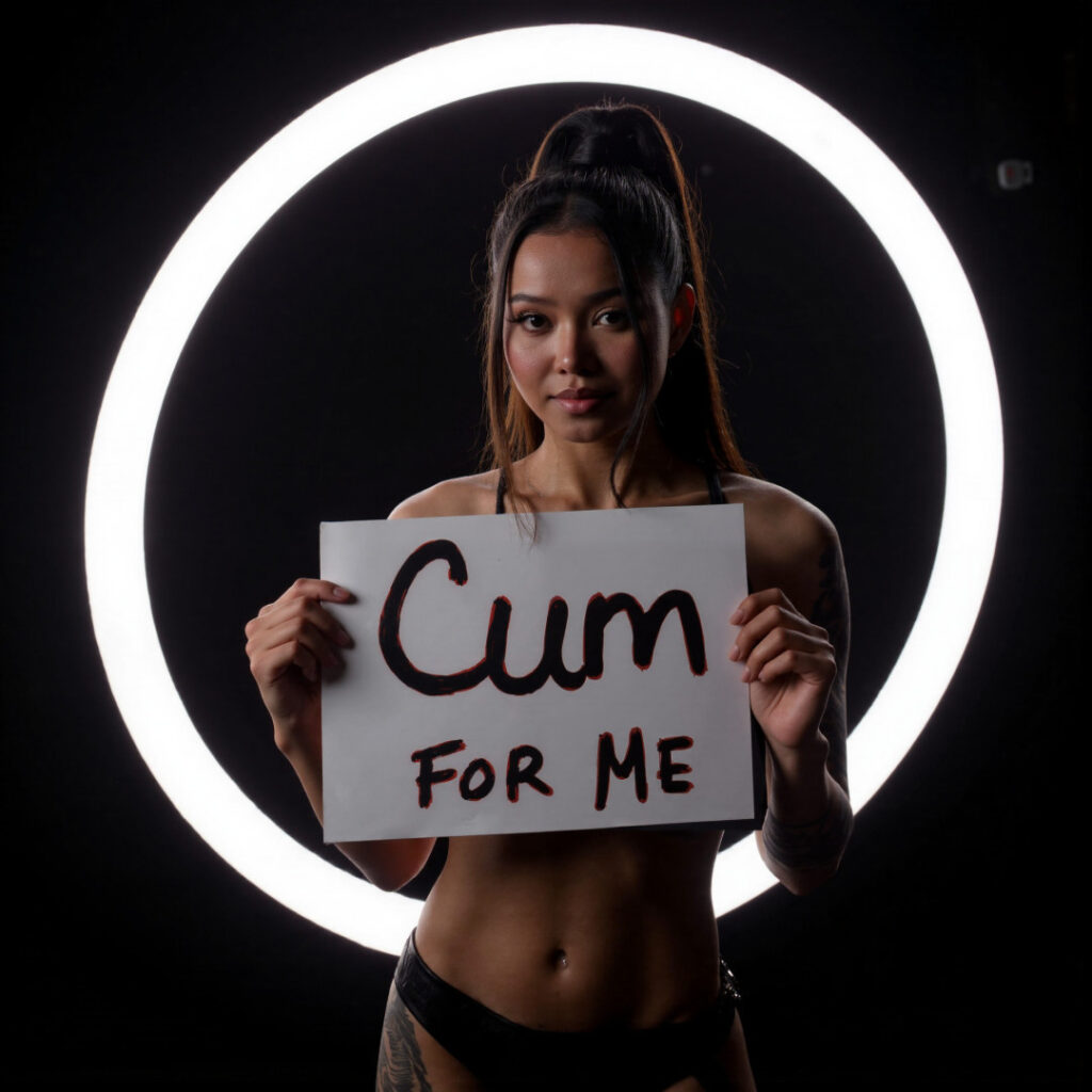 TikTok – Celeb – Bella Poarch – Nude