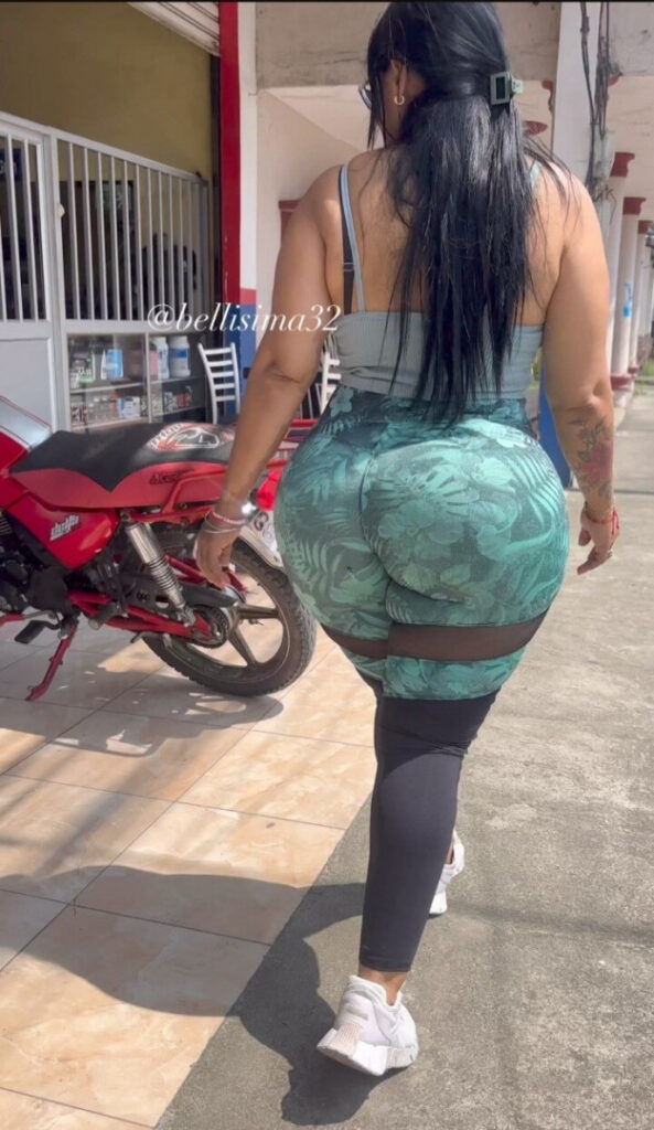 Instagram – T H I C C – MILF – Bellisima_32 – Nude Leaks