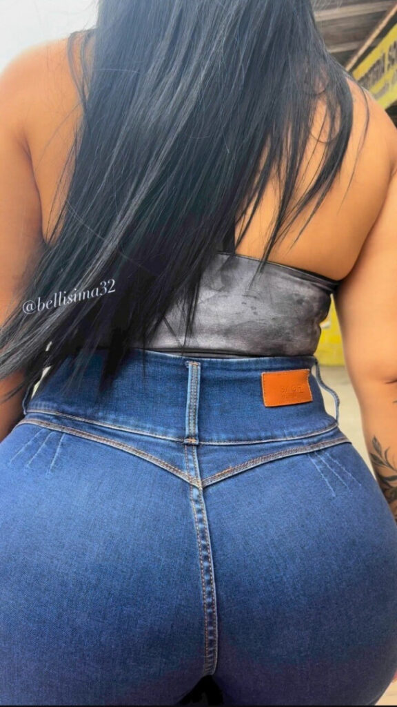 Instagram – T H I C C – MILF – Bellisima_32 – Nude Leaks