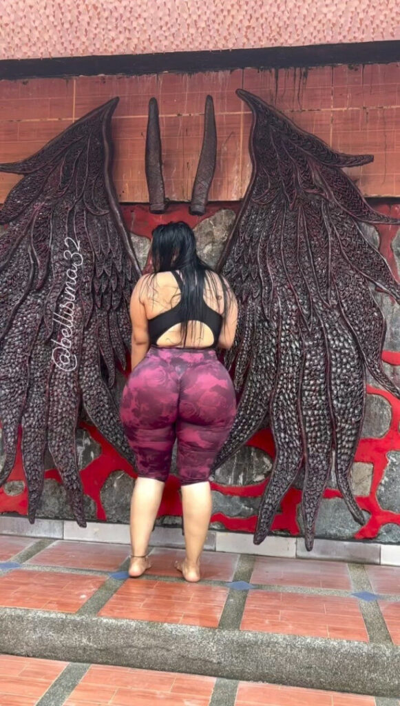 Instagram – T H I C C – MILF – Bellisima_32 – Nude Leaks