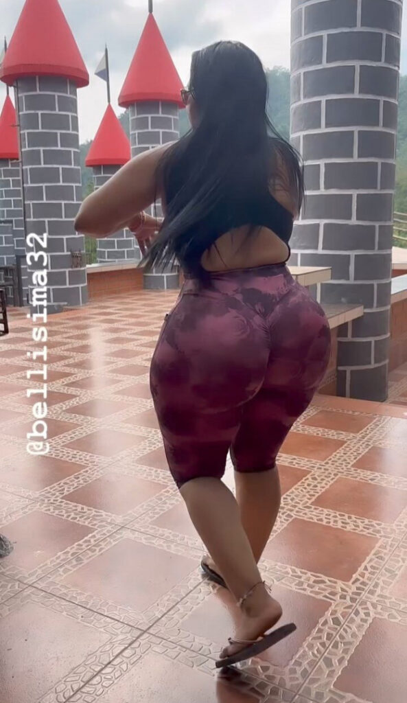 Instagram – T H I C C – MILF – Bellisima_32 – Nude Leaks