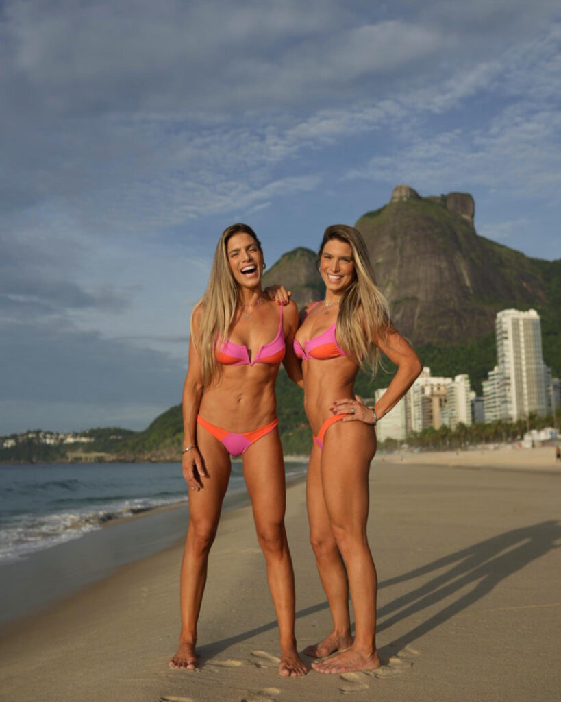 Brazil – Celeb – Bia & Branca Feres | biaebrancaferes | Gêmeas do Nado Sincronizado – Nude