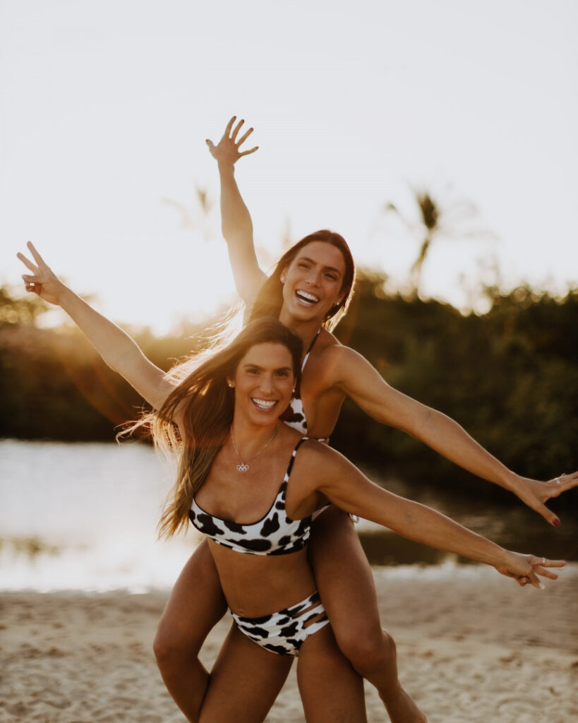 Brazil – Celeb – Bia & Branca Feres | biaebrancaferes | Gêmeas do Nado Sincronizado – Nude