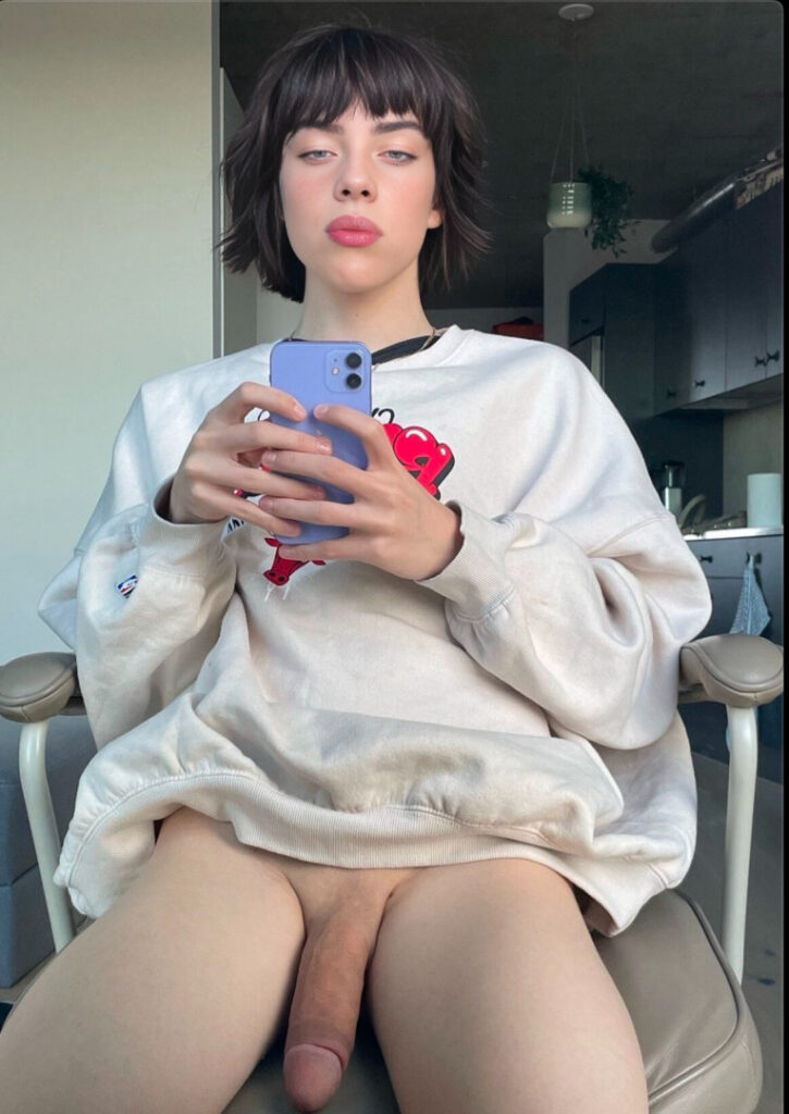Celeb – Billie Eilish – Nude