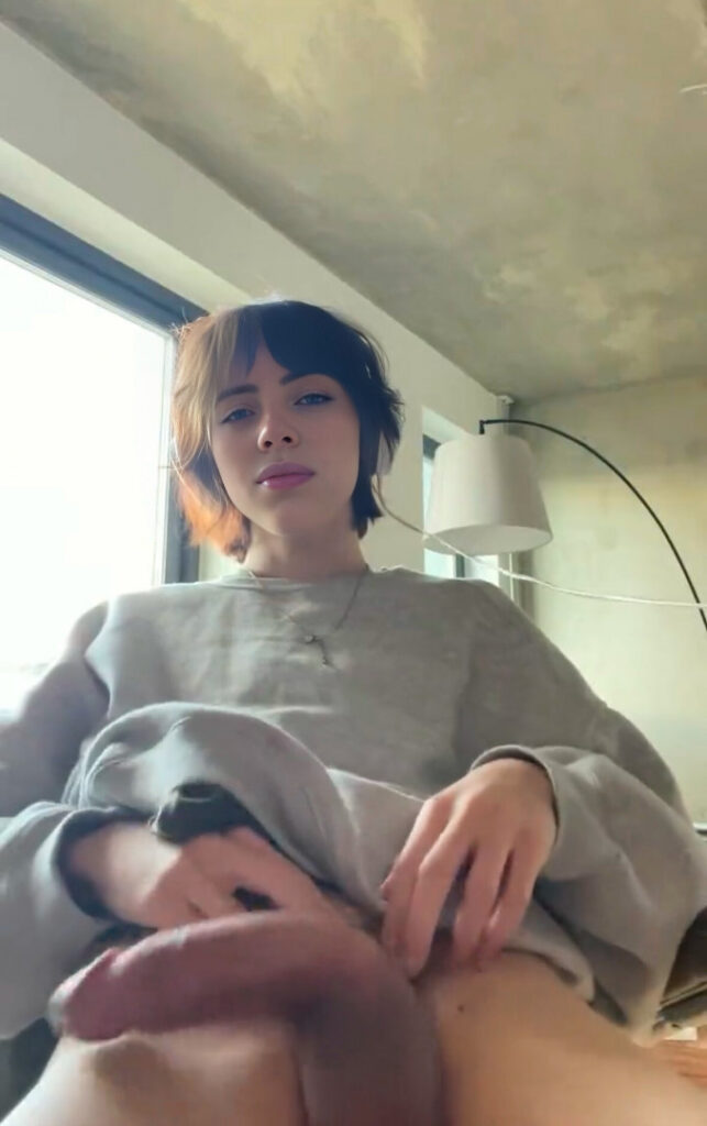 Celeb – Billie Eilish – Nude