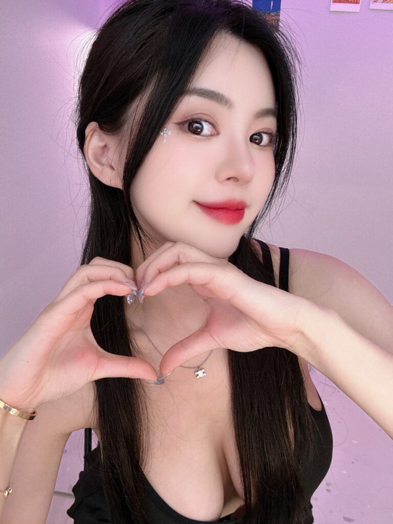 afreecaᵀⱽ – Asian – BJ 푸글리 / vnfmadl93 / Puglery – Nude Leaks