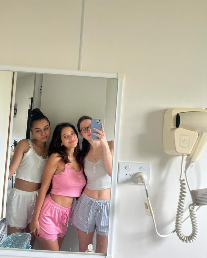 Instagram – Blaise / blazingggblaiseee / Blaise de Vos – Nude