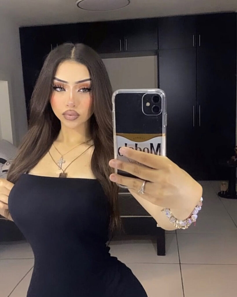 Instagram – ⠀X⠀ – brazzy_lesly / LESLYYYY.555 – Nude Leaks