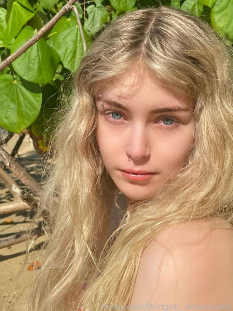 Instagram – Bridget Williams/BridgetKWilliams_ – Nude