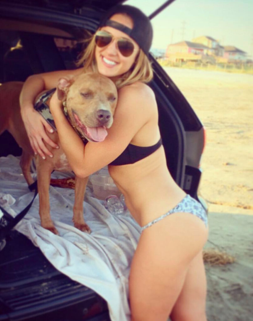 TikTok – Instagram – Brittney Touchton / brittneytouchton – Nude Leaks