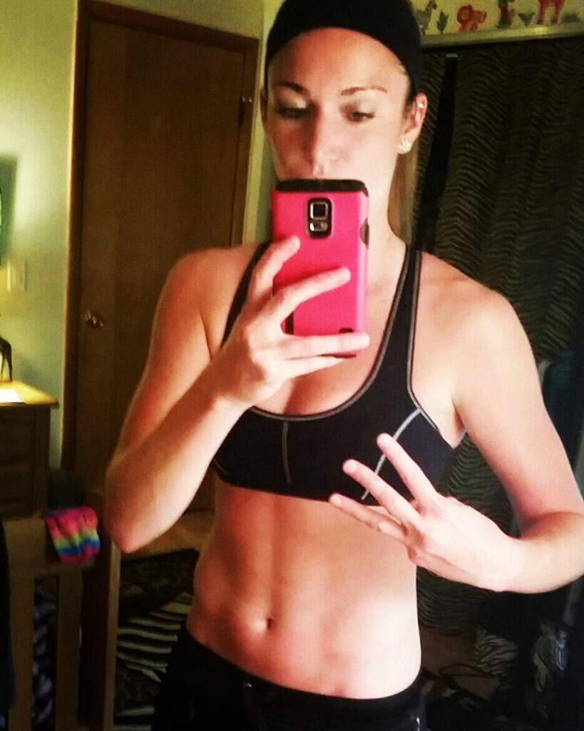 Instagram – Cat Bush – Nude