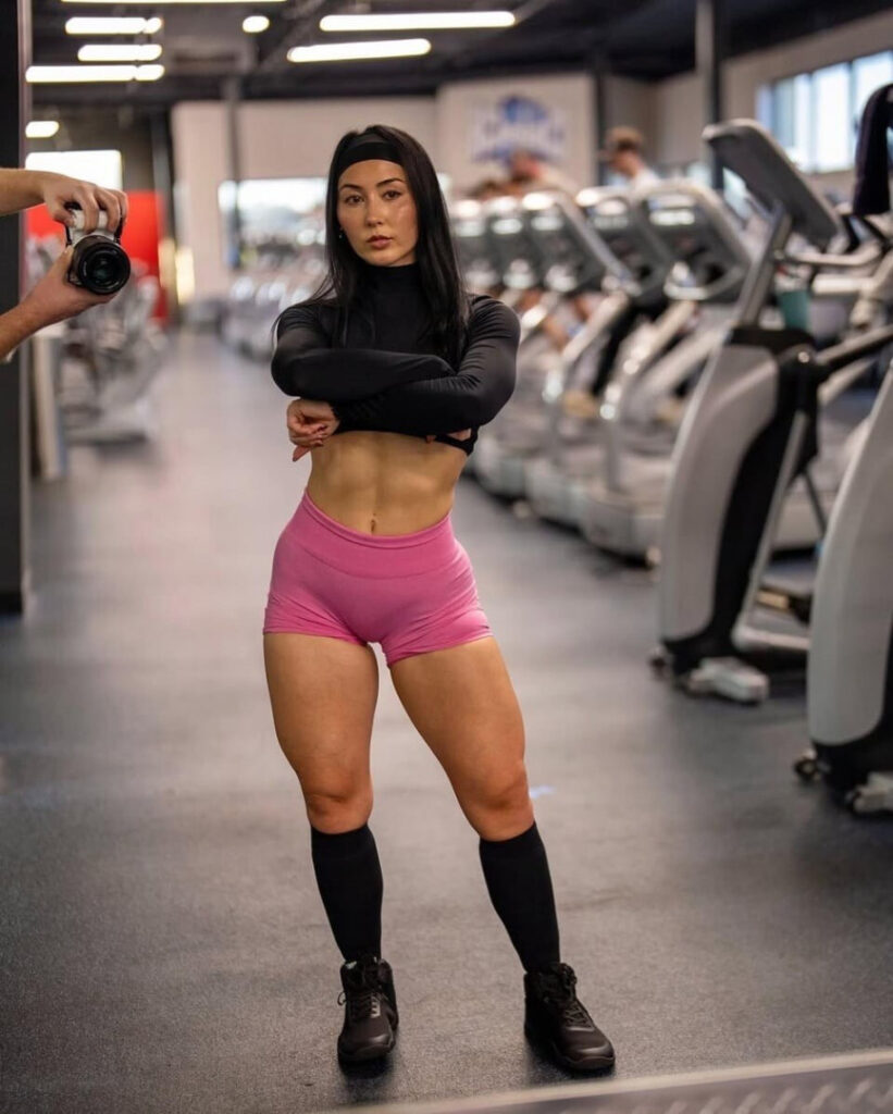 Youtube – Instagram – Chana Mai – Nude