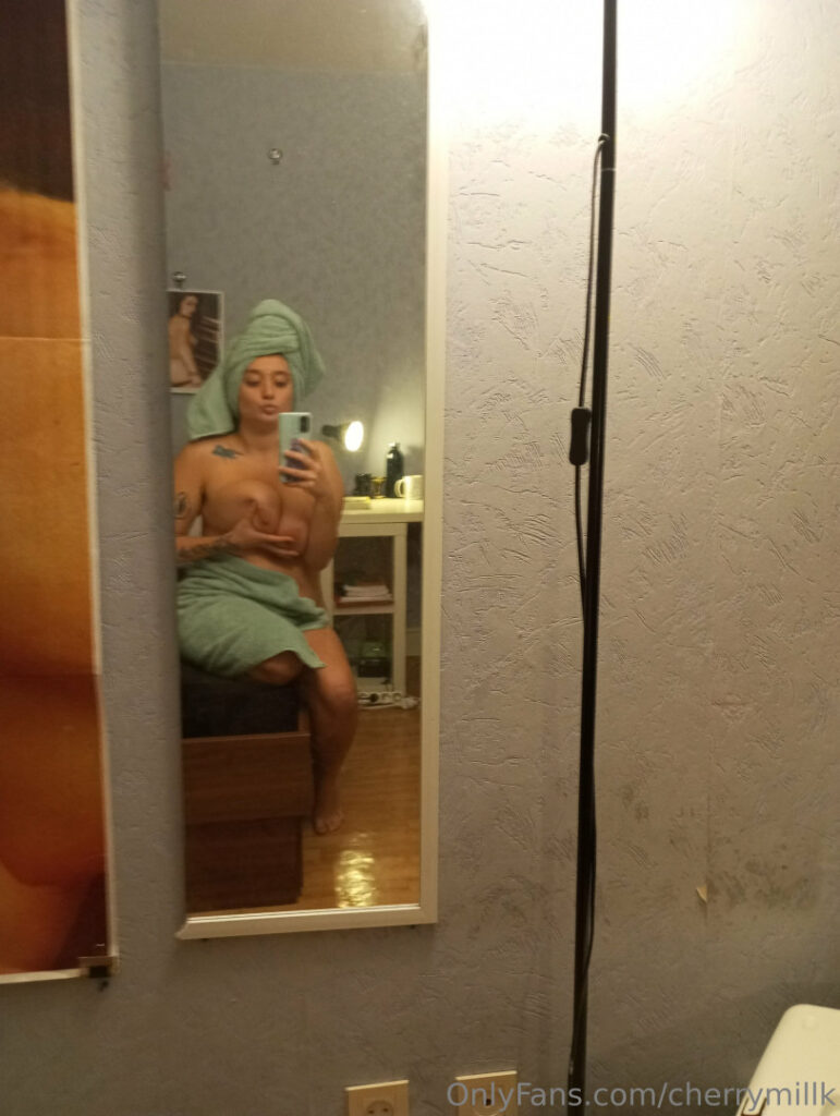 OnlyFans – Cherry Millk – Nude Leaks