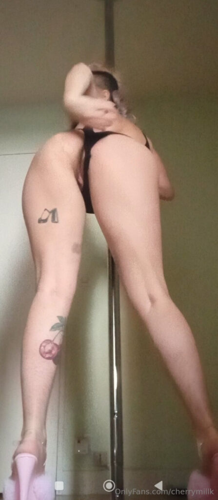 OnlyFans – Cherry Millk – Nude Leaks