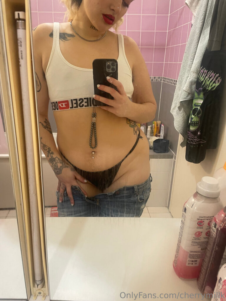 OnlyFans – Cherry Millk – Nude Leaks