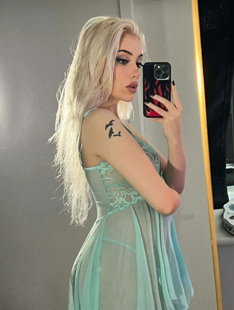 OnlyFans – Instagram – cherrybabyyxoxo – Nude Leaks