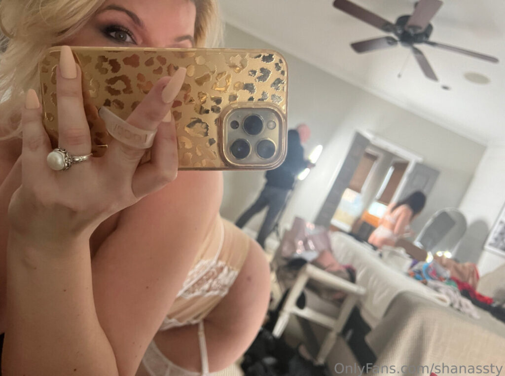 OnlyFans – chivelicious – Nude Leaks