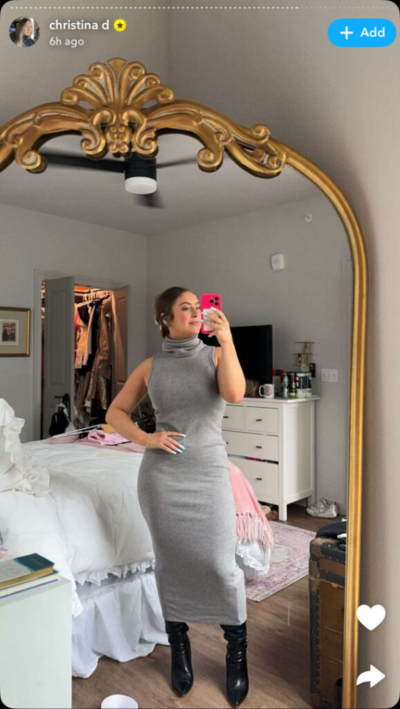 Instagram – Snapchat – T H I C C – Christina Desiderio / Christinadesid – Nude