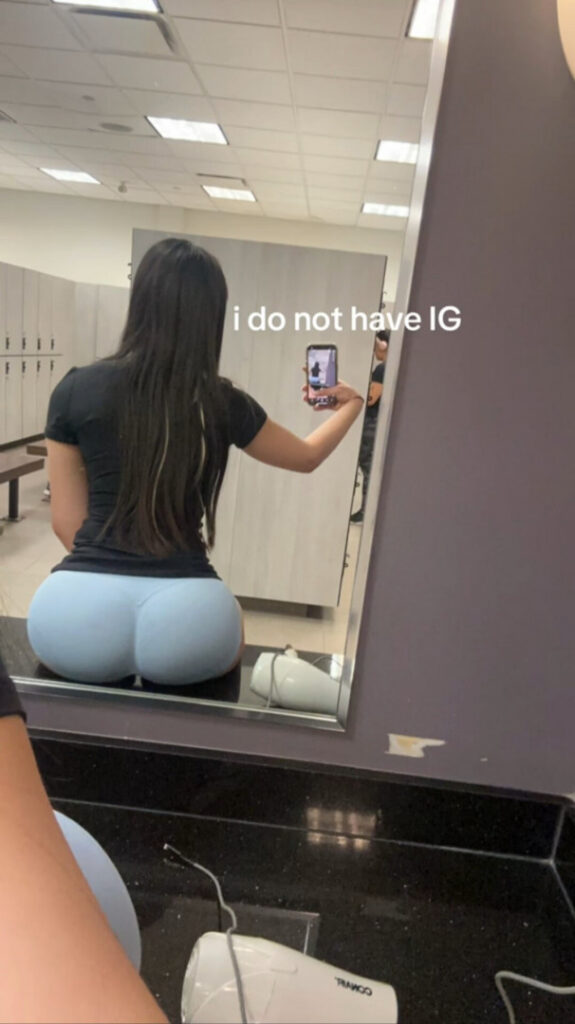 TikTok – Asian – claragsule – Nude