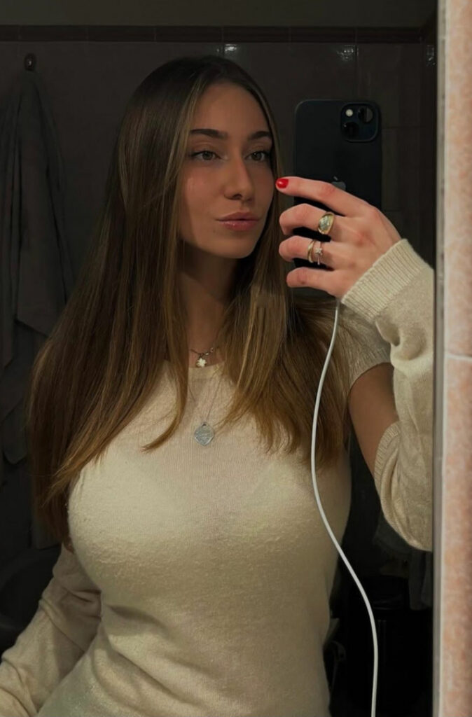 Instagram – Claudia Piccinotti  claudiapiccinotti – Nude Leaks