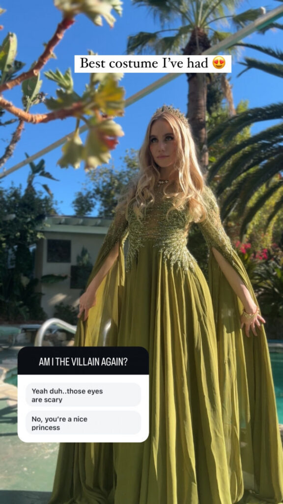 Twitch – Youtube – Instagram – Colette Cherry – Nude