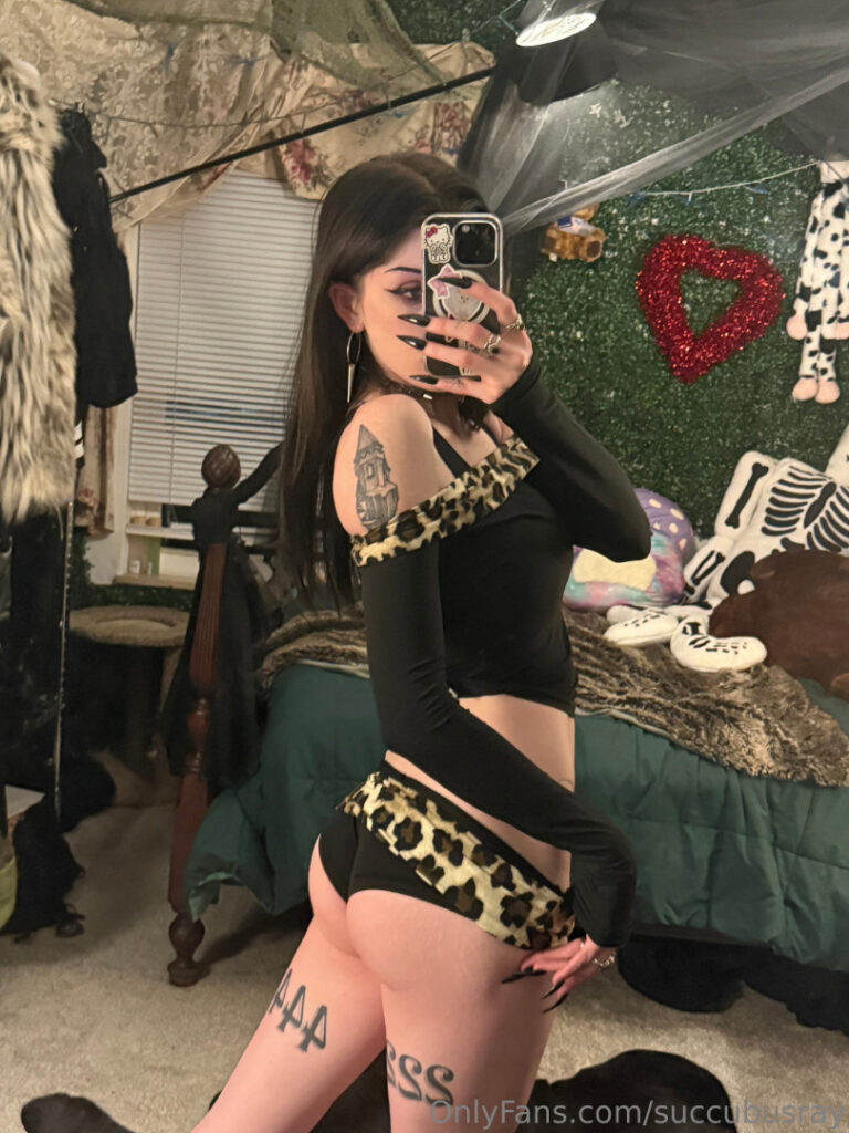 cult.bf/cult boyfriend – Nude