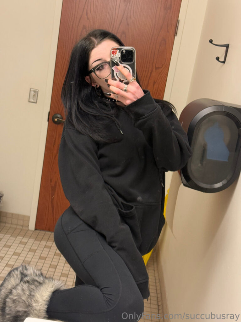 cult.bf/cult boyfriend – Nude