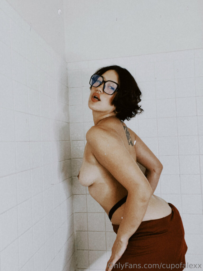 OnlyFans – TikTok – Instagram – Cupofalexx – Nude Leaks