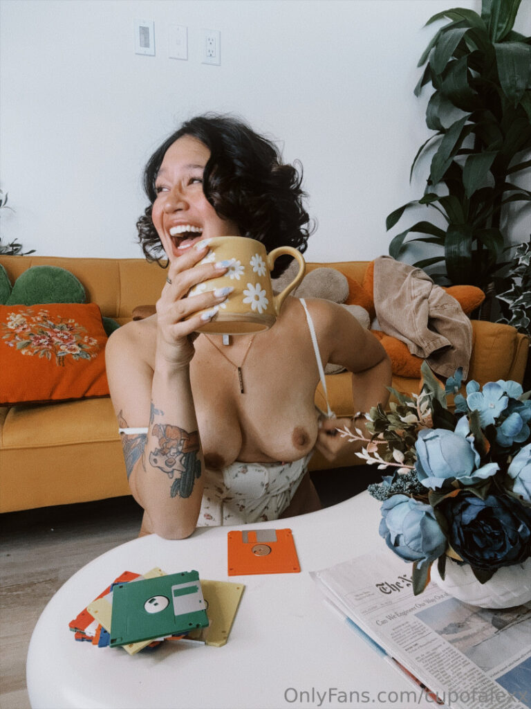 OnlyFans – TikTok – Instagram – Cupofalexx – Nude Leaks