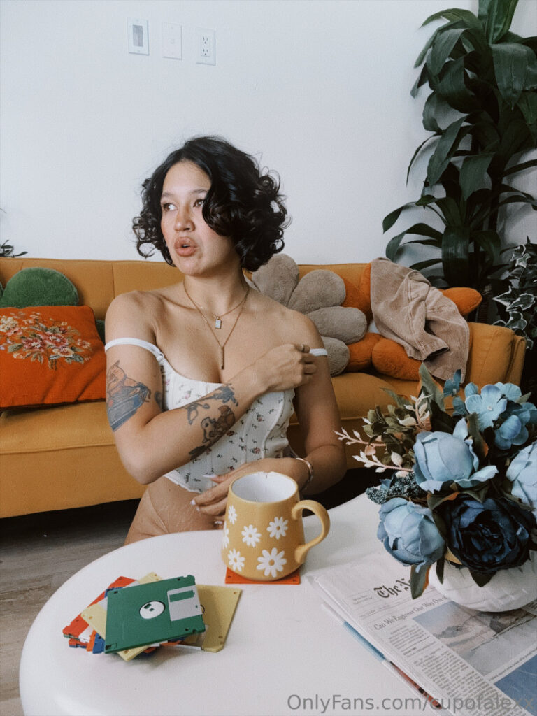 OnlyFans – TikTok – Instagram – Cupofalexx – Nude Leaks