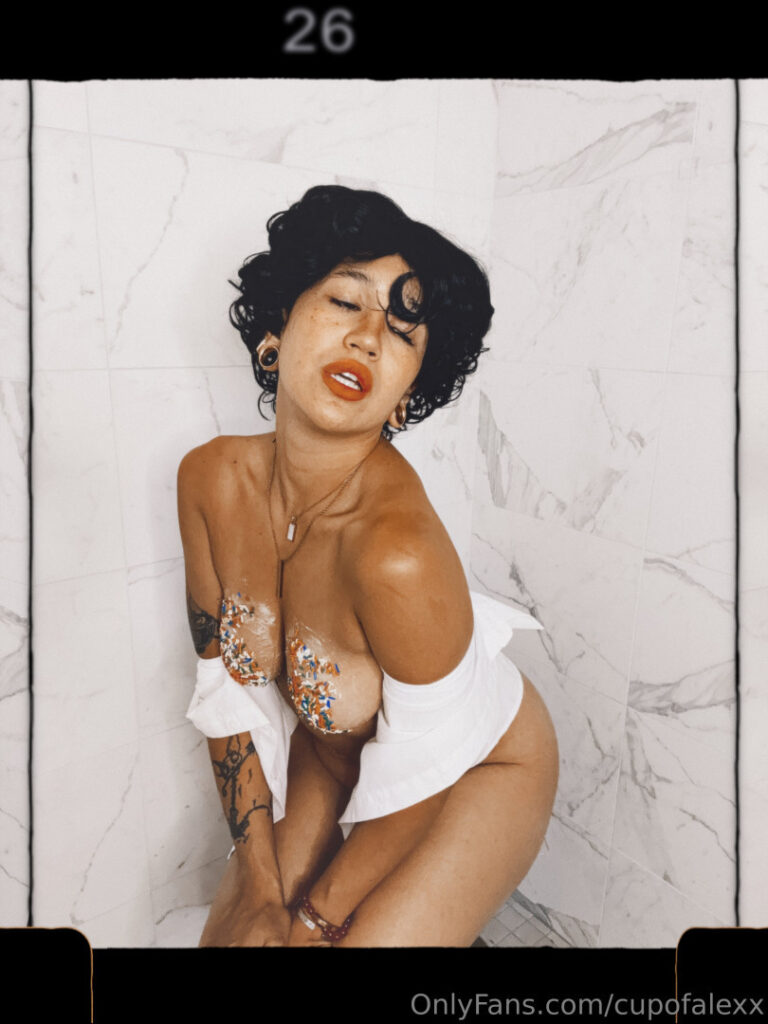 OnlyFans – TikTok – Instagram – Cupofalexx – Nude Leaks